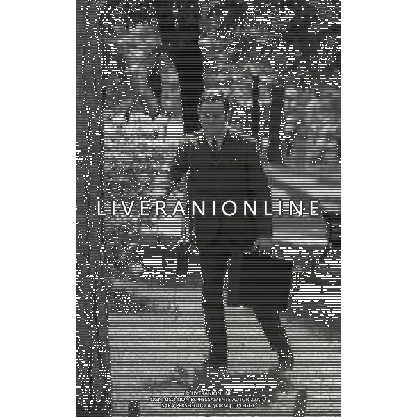 NEG-RETROSPETTIVA ENRICO SIM0NETTI DIRETTORE D\'ORCHESTRA-ATTORE-PIANISTA E COMPOSITORE NELLA FOTO ENRICO SIMONETTI A ROMA IL 21-04-1967 AG ALDO LIVERANI SAS 