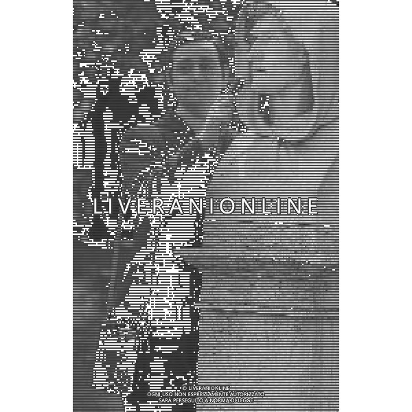 NEG-RETROSPETTIVA ENRICO SIM0NETTI DIRETTORE D\'ORCHESTRA-ATTORE-PIANISTA E COMPOSITORE NELLA FOTO ENRICO SIMONETTI A ROMA IL 21-04-1967 AG ALDO LIVERANI SAS 