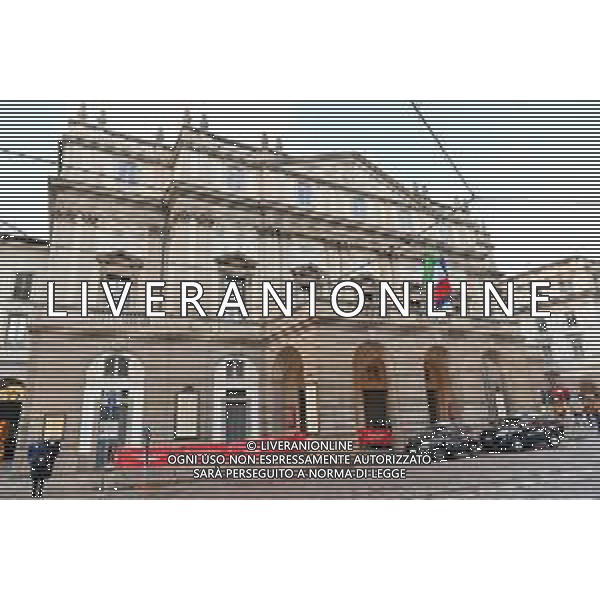 TVRG Prima alla Scala nella foto Teatro alla Scala Milano 07-12-2023 Arrivo delle personalita\' per assistere alla prima del Teatro alla Scala foto Roberto Garavaglia/ag. Aldo Liverani sas