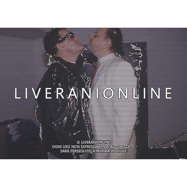 DIAP-RETROSPETTIVA MASSIMO BOLDI ATTORE NELLA FOTO MASSIMO BOLDI CON FRANCESCO SALVI A MILANO NELL\'ANNO 1992 TRASMISSIONE TELEVISIVA “LA STRANA COPPIA“ AG ALDO LIVERANI SAS