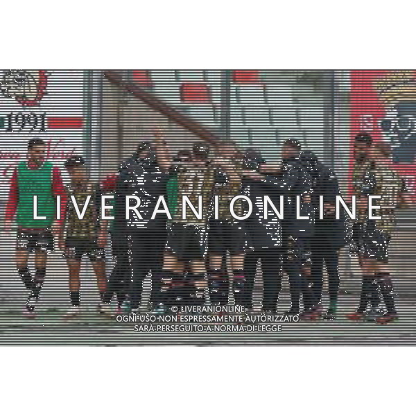 Valerio Di Cesare of SSC Bari celebrates after scoring a goal with teammates uring the Italian Serie B match SSC Bari vs FC Sudtirol on December 09, 2023 at the San Nicola stadium in Bari, Italy. Photo by Emmanuele Mastrodonato/ag. Aldo Liverani sas/ AGENZIA ALDO LIVERANI SAS