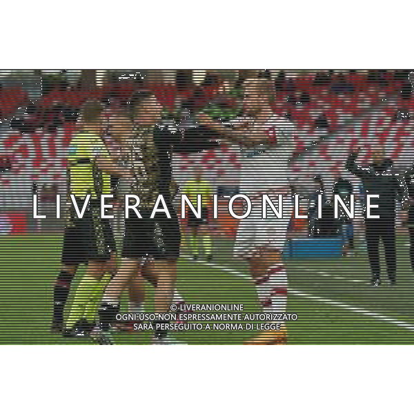 Ilias Koutsoupias of SSC Bari and Fabian Tait of FC Sudtirol uring the Italian Serie B match SSC Bari vs FC Sudtirol on December 09, 2023 at the San Nicola stadium in Bari, Italy. Photo by Emmanuele Mastrodonato/ag. Aldo Liverani sas/ AGENZIA ALDO LIVERANI SAS