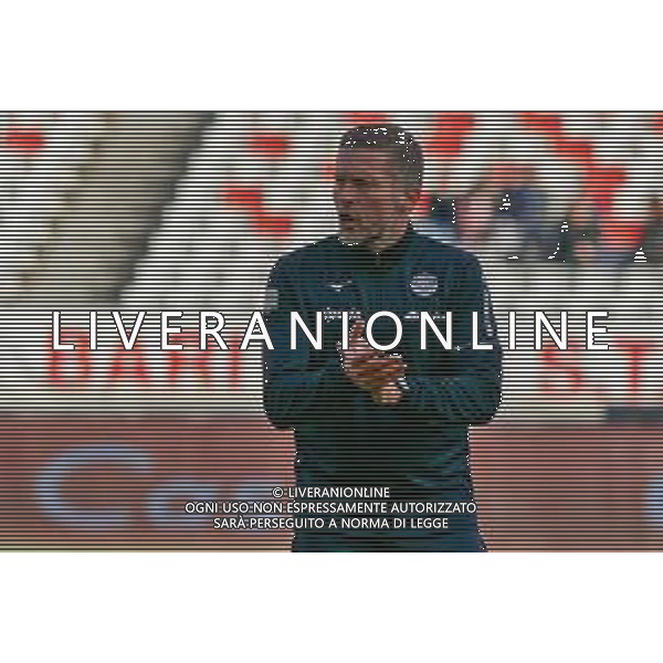 coach Federico Valente of FC Sudtirol during the Italian Serie B match SSC Bari vs FC Sudtirol on December 09, 2023 at the San Nicola stadium in Bari, Italy. Photo by Emmanuele Mastrodonato/ag. Aldo Liverani sas/ AGENZIA ALDO LIVERANI SAS