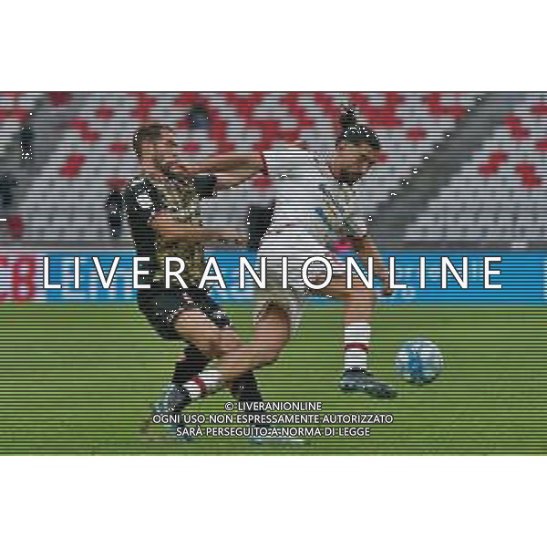Andrea Giorgini of FC Sudtirol and Giacomo Ricci of SSC Bari during the Italian Serie B match SSC Bari vs FC Sudtirol on December 09, 2023 at the San Nicola stadium in Bari, Italy. Photo by Emmanuele Mastrodonato/ag. Aldo Liverani sas/ AGENZIA ALDO LIVERANI SAS