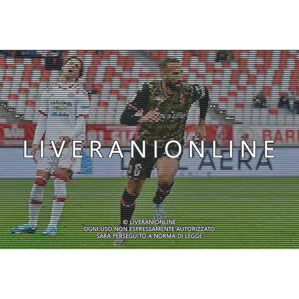 Valerio Di Cesare of SSC Bari celebrates after scoring a goal during the Italian Serie B match SSC Bari vs FC Sudtirol on December 09, 2023 at the San Nicola stadium in Bari, Italy. Photo by Emmanuele Mastrodonato/ag. Aldo Liverani sas/ AGENZIA ALDO LIVERANI SAS