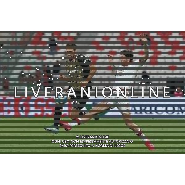 Giacomo Ricci of SSC Bari and Andrea Cisco of FC Sudtirol during the Italian Serie B match SSC Bari vs FC Sudtirol on December 09, 2023 at the San Nicola stadium in Bari, Italy. Photo by Emmanuele Mastrodonato/ag. Aldo Liverani sas/ AGENZIA ALDO LIVERANI SAS