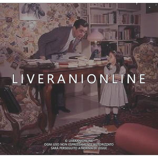 COL-RETROSPETTIVA ENZO TORTORA PRESNTATORE TELEVISIVO-GIORNALISTA E POLITICO NELLA FOTO ENZO TORTORA CON LA FIGLIA SILVIA NELL\'ANNO 1966 A MILANO AG ALDO LIVERANI SAS