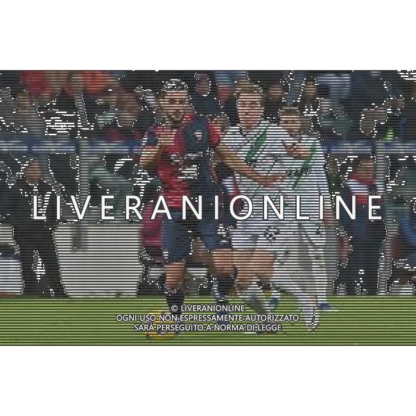 11-12-2023. Cagliari calcio- U.S. Sassuolo calcio. 15° giornata campionato calcio italiano Serie A 2023/2024, Stadio Unipol Domus Cagliari. Foto Salvatore Moi/Agenzia Aldo Liverani s.as. Nella foto: Alberto Dossena Cagliari, Kristian Thorstvedt Sassuolo ©MOI SALVATORE /AGENZIA ALDO LIVERANI SAS