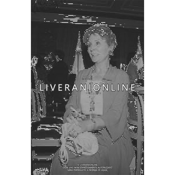 Neg- RETROSPETTIVA JEAN SIMMONS ATTRICE BRITANNICA NELLA FOTO NELL\'ANNO 1989 AG ALDO LIVERANI SAS