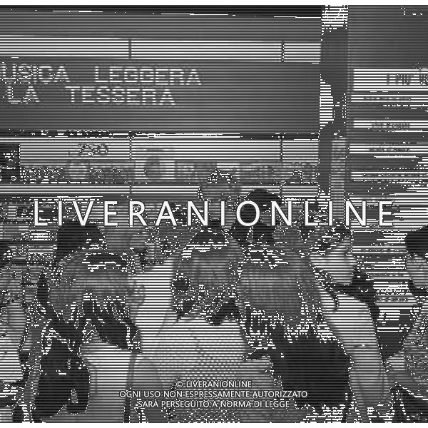 Neg- RETROSPETTIVA PETER HOLM CANTANTE NELLA FOTO NELL\'ANNO 1969 A MILANO AG ALDO LIVERANI SAS