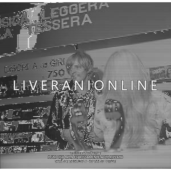 Neg- RETROSPETTIVA PETER HOLM CANTANTE NELLA FOTO NELL\'ANNO 1969 A MILANO AG ALDO LIVERANI SAS