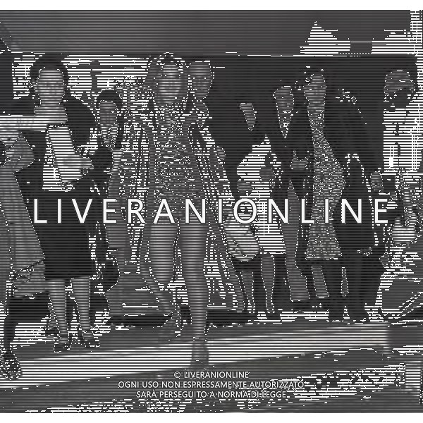 NEG-RETROSPETTIVA GORNI KRAMER DIRETTORE D\'ORCHESTRA-COMPOSITORE E MUSICISTA NELLA FOTO GORNI KRAMER A MILANO NELL\'ANNO 1971 AG ALDO LIVERANI SAS