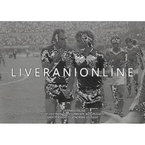 NEG-RETROSPETTIVA FRANCESCO GRAZIANI CALCIATORE NELLA FOTO FRANCESCO GRAZIANI CON LA MAGLIA DEL TORINO CALCIO NELL\'ANNO 1980-1981 E VINCENZO D\'AMICO AG ALDO LIVERANI SAS 