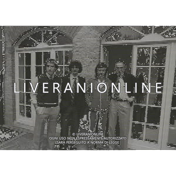 NEG-RETROSPETTIVA FRANCESCO GRAZIANI CALCIATORE NELLA FOTO FRANCESCO GRAZIANI CON ENZO BEARZOT ALESSANDRO ALTOBELLI E ROBERTO PRUZZO NELL\'ANNO 1980 IN RITIRO CON LA NAZIONALE ITALIANA A POLLONE AG ALDO LIVERANI SAS 