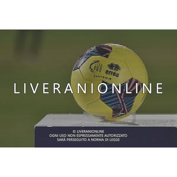 Serie C 2023-2024 Stadio Ezio Scida, Crotone Nella foto: Pallone Lega Pro -Crotone - Avellino campionato calcio Serie C Lega Pro 22.12.2023 ©Andrea Rosito/AGENZIA ALDO LIVERANI SAS