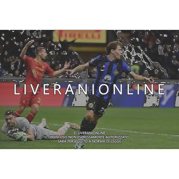 Inter vs Lecce nella foto Nicolo\' Barella (Inter) esulta dopo il gol del 2 a 0 Milano 23-12-2023 Stadio Giuseppe Meazza - San Siro Campionato Serie A TIM - 17a giornata foto Roberto Garavaglia/ag. Aldo Liverani sas/AGENZIA ALDO LIVERANI SAS