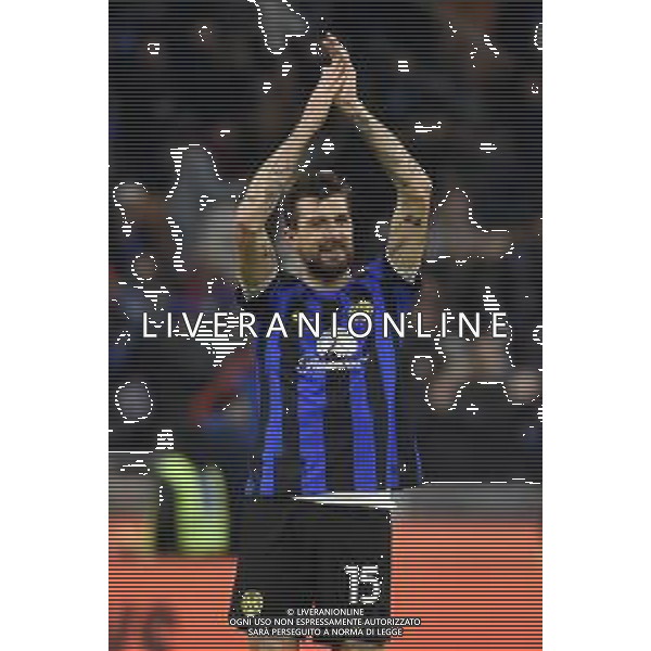 Inter vs Lecce nella foto Francesco Acerbi (Inter) esultanza a fine partita Milano 23-12-2023 Stadio Giuseppe Meazza - San Siro Campionato Serie A TIM - 17a giornata foto Roberto Garavaglia/ag. Aldo Liverani sas