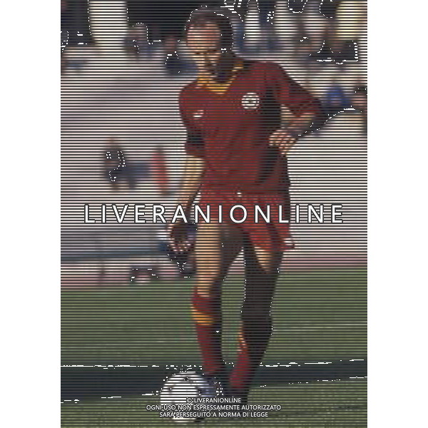 RETROSPETTIVA FRANCESCO ROCCA EX CALCIATORE E ALLENATORE NELLA FOTO FRANCESCO ROCCA CON LA MAGLIA DELLA ROMA CALCIO AG ALDO LIVERANI SAS