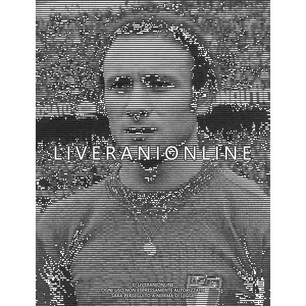 RETROSPETTIVA FRANCESCO ROCCA EX CALCIATORE E ALLENATORE NELLA FRANCESCO ROCCA CON LA MAGLIA DELLA NAZIONALE ITALIANA AG ALDO LIVERANI SAS