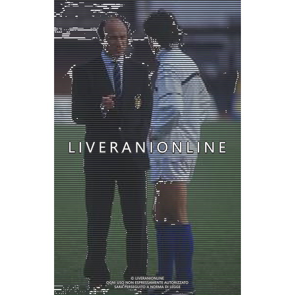 DIAP-RETROSPETTIVA FRANCESCO ROCCA ALLENATORE E EX CALCIATORE NELLA FOTO FRANCESCO ROCCA ALLENATORE NAZIONALE OLIMPICA ITALIANA 02-12-1987 A PIACENZA PARTITA ITALIA-PORTOGALLO 6-0 CON LORENZO SCARAFONI AG ALDO LIVERANI SAS