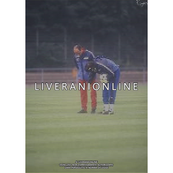 DIAP-RETROSPETTIVA FRANCESCO ROCCA ALLENATORE E EX CALCIATORE NELLA FOTO FRANCESCO ROCCA ALLENATORE NAZIONALE ITALIANA NELL\'ANNO 1988 CON WALTER ZENGA AG ALDO LIVERANI SAS 