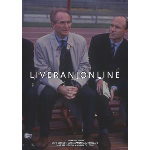 DIAP-RETROSPETTIVA FRANCESCO ROCCA ALLENATORE E EX CALCIATORE NELLA FOTO FRANCESCO ROCCA ALLENATORE IN SECONDA NAZIONALE ITALIANA NELL\'ANNO 1990-1991 CON AZEGLIO VICNI AG ALDO LIVERANI SAS 