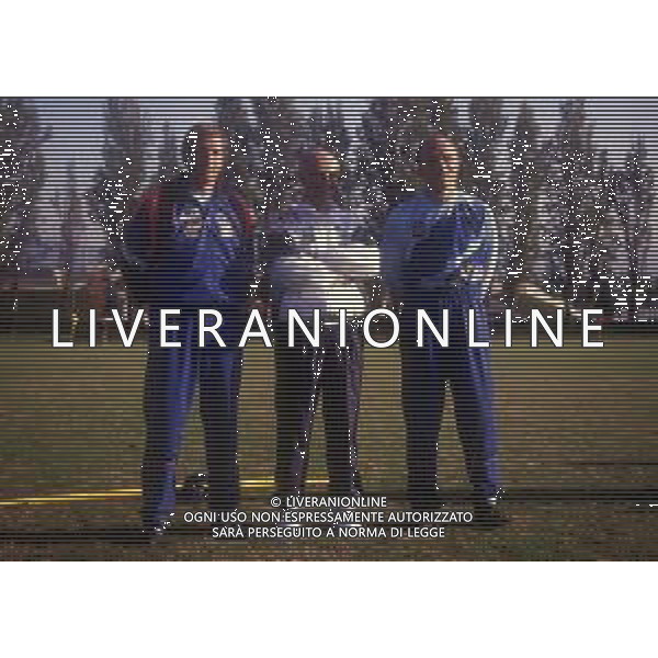 DIAP-RETROSPETTIVA FRANCESCO ROCCA ALLENATORE E EX CALCIATORE NELLA FOTO FRANCESCO ROCCAALLENATORE IN SECONDA NAZIONALE ITALIANA NELL\'ANNO 1991-1992 CON PIETRO CARMIGNANI E ARRIGO SACCHI AG ALDO LIVERANI SAS