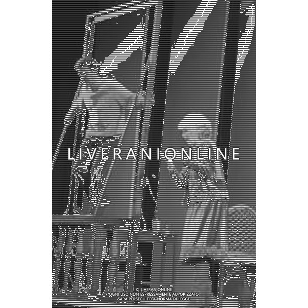 NEG-RETROSPETTIVA FRANCA RAME ATTRICE NELLA FOTO FRANCA RAME NELL\'ANNO 1986 IN TEATRO A MILANO AG ALDO LIVERANI SAS