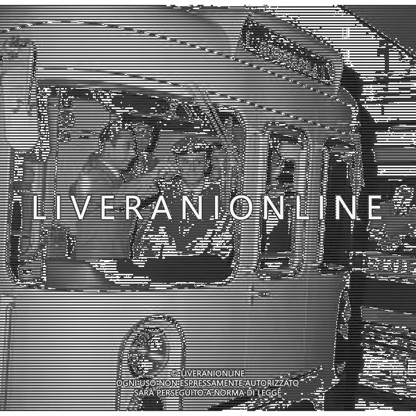RETROSPETTIVA ITALO VIGLIANESI MINISTRO DEI TRASPORTI nella foto ALL\'INAUGURAZIONE DEL NUOVO TRONCO E LA NUOVA TRATTA DELLA METROPOLITANA DI MILANO \'GOBBA-GORGONZOLA\' NELL\'ANNO 1970 CON IL SINDACO DI MILANO ALDO ANIASI /AGENZIA ALDO LIVERANI SAS