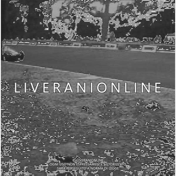 Neg- RETROSPETTIVA CIRCUITO DI CASTEL FUSANO (CIRCUITO DELL\'IMPERO) NELL\'ANNO 1950 NELLA FOTO IL CIRCUITO AUTOMOBILISTICO E MOTOCICLISTICO A OSTIA LIDO PINETA LITORALE ROMANO AG ALDO LIVERANI SAS