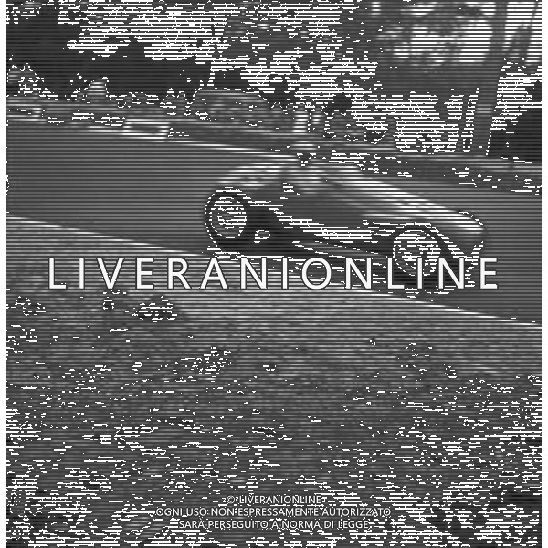 Neg- RETROSPETTIVA CIRCUITO DI CASTEL FUSANO (CIRCUITO DELL\'IMPERO) NELL\'ANNO 1950 NELLA FOTO IL CIRCUITO AUTOMOBILISTICO E MOTOCICLISTICO A OSTIA LIDO PINETA LITORALE ROMANO AG ALDO LIVERANI SAS