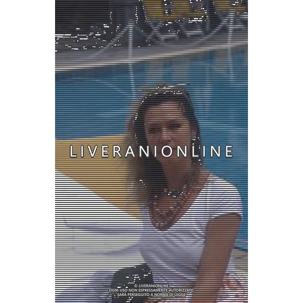 DIAP-RETROSPETTIVA LORETTA GOGGI-CANTANTE-ATTRICE-IMITATRICE-CONDUTTRICE TELEVISIVA E SCRITTRICE NELLA FOTO LORETTA GOGGI A SAINT VINCENT NELL\'ANNO 1980 AG ALDO LIVERANI SAS