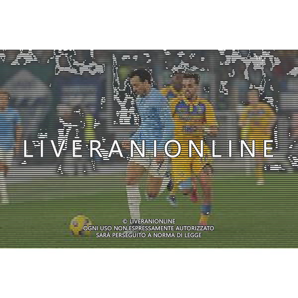 Lazio vs Frosinone - Campionato Serie A TIM - 18 giornata - Stadio Olimpico - Roma 29-12-2023 nella foto Felipe Anderson e Gelli ©Federico Gaetano/AGENZIA ALDO LIVERANI SAS