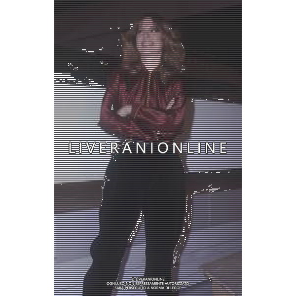 DIAP-RETROSPETTIVA LORETTA GOGGI-CANTANTE-ATTRICE-IMITATRICE-CONDUTTRICE TELEVISIVA E SCRITTRICE NELLA FOTO LORETTA GOGGI NELL\'ANNO 1980 A ROMA FOTO EDGARDO DELLA SCORCIOSA-AG ALDO LIVERANI SAS 