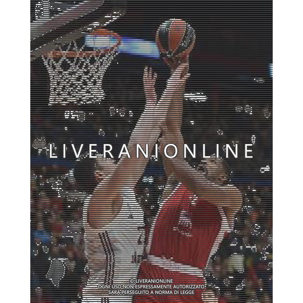 TVRG EA7 Emporio Armani Milano vs Bayern Monaco nella foto Danko Brankovic (Bayern Monaco) e Kyle Hines (Olimpia Milano) Assago (MI) 05-01-2024 Mediolanum Forum Turkish Airlines EuroLeague 19a giornata regular season foto Roberto Garavaglia/Agenzia Aldo Liverani sas