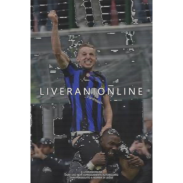 Inter vs Hellas Verona nella foto Davide Frattesi (Inter) esulta dopo il gol del 2 a 1 Milano 06-01-2024 Stadio Giuseppe Meazza - San Siro Campionato Serie A TIM - 19a giornata foto Roberto Garavaglia/Agenzia Aldo Liverani sas/AGENZIA ALDO LIVERANI SAS