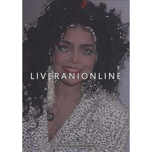 DIAP-RETROSPETTIVA LATOYA JACKSON CANTANTE NELLA FOTO LATOYA JACKSON NELL\'ANNO 1989 FOTO JAMES SAVOIA-AG ALDO LIVERANI SAS  