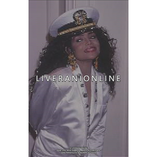 DIAP-RETROSPETTIVA LATOYA JACKSON CANTANTE NELLA FOTO LATOYA JACKSON NELL\'ANNO 1990 AG ALDO LIVERANI SAS  
