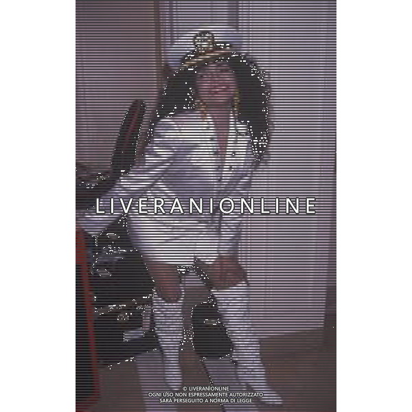 DIAP-RETROSPETTIVA LATOYA JACKSON CANTANTE NELLA FOTO LATOYA JACKSON NELL\'ANNO 1990 AG ALDO LIVERANI SAS  