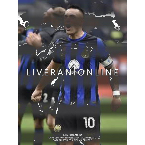 Inter vs Hellas Verona nella foto Lautaro Martinez (Inter) esultanza a fine partita Milano 06-01-2024 Stadio Giuseppe Meazza - San Siro Campionato Serie A TIM - 19a giornata foto Roberto Garavaglia/Agenzia Aldo Liverani sas