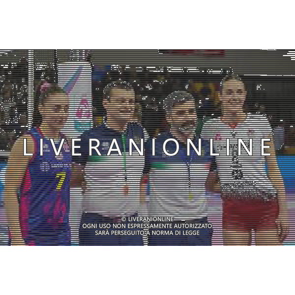 Savino Del Bene Scandicci vs Uyba Volley Busto Arsizio - Palazzo Wanny Firenze - 06.01.2023 nella foto Giuditta Lualdi e Isabella di Iulio Foto Daniele Mannelli /AGENZIA ALDO LIVERANI SAS