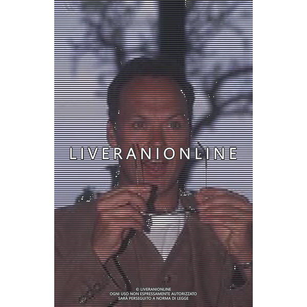 DIAP-RETROSPETTIVA MICHAEL KEATON ATTORE NELLA FOTO MICHAEL KEATON A MILANO NELL\'ANNO 1996 AG ALDO LIVERANI SAS