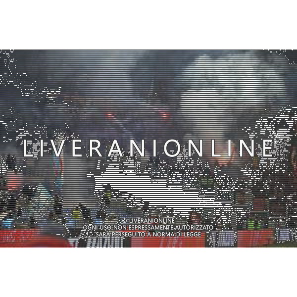 Lazio vs Roma - Coppa Italia Frecciarossa - Quarti di finale - Stadio Olimpico - Roma 10-01-2024 nella foto Scontri sugli spalti tra i tifosi - fumogeni ©Federico Gaetano/AGENZIA ALDO LIVERANI SAS