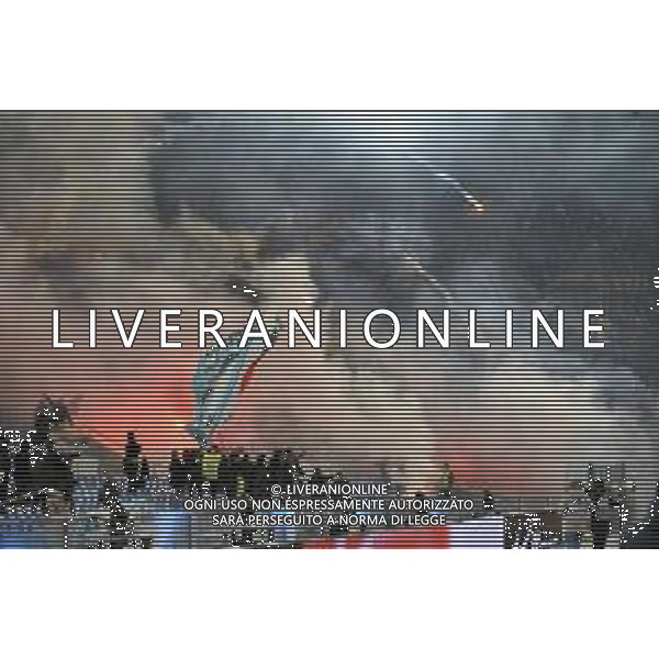 Lazio vs Roma - Coppa Italia Frecciarossa - Quarti di finale - Stadio Olimpico - Roma 10-01-2024 nella foto Scontri sugli spalti tra i tifosi - fumogeni ©Federico Gaetano/AGENZIA ALDO LIVERANI SAS