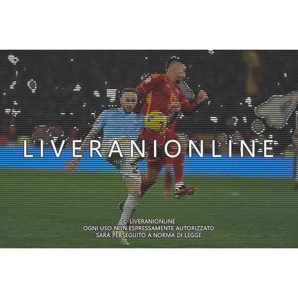 Lazio vs Roma - Coppa Italia Frecciarossa - Quarti di finale - Stadio Olimpico - Roma 10-01-2024 nella foto Lazzari e Pellegrini ©Federico Gaetano/AGENZIA ALDO LIVERANI SAS