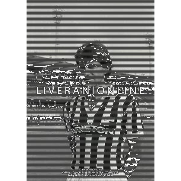 NEG-RETROSPETTIVA MASSIMO BRIASCHI CALCIATORE NELLA FOTO MASSIMO BRIASCHI CON LA MAGLIA DELLA JUVENTUS NELL\'ANNO 1986-1987 AG ALDO LIVERANI SAS 