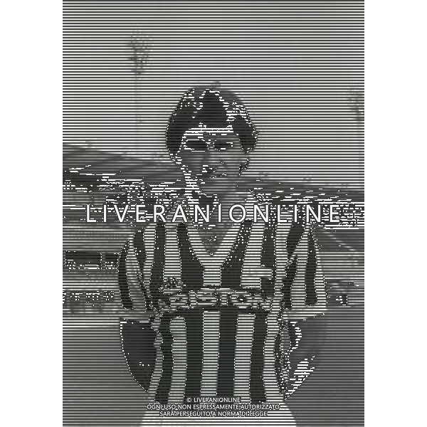 NEG-RETROSPETTIVA MASSIMO BRIASCHI CALCIATORE NELLA FOTO MASSIMO BRIASCHI CON LA MAGLIA DELLA JUVENTUS NELL\'ANNO 1986-1987 AG ALDO LIVERANI SAS 