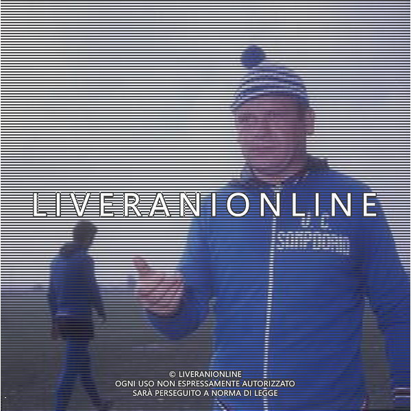 DIAP-RETROSPETTIVA EUGENIO BERSELLINI ALLENATORE CALCIO NELLA FOTO EUGENIO BERSELLINI ALLENATORE DELLA SAMPDORIA CALCIO NELL\'ANNO 1975-1976 AG ALDO LIVERANI SAS