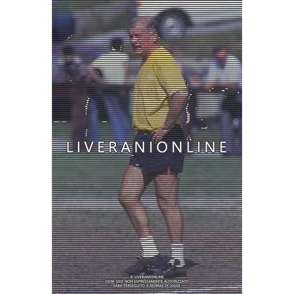DIAP-RETROSPETTIVA EUGENIO BERSELLINI ALLENATORE CALCIO NELLA FOTO EUGENIO BERSELLINI ALLENATORE ASCOLI CALCIO NELL\'ANNO 1989-1990 AG ALDO LIVERANI SAS  