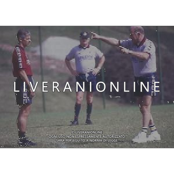 DIAP-RETROSPETTIVA EUGENIO BERSELLINI ALLENATORE CALCIO NELLA FOTO EUGENIO BERSELLINI ALLENATORE BOLOGNA CALCIO CON PAOLO STRINGARA AG ALDO LIVERANI SAS 